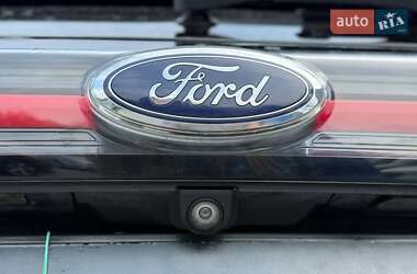 Внедорожник / Кроссовер Ford Edge 2015 в 