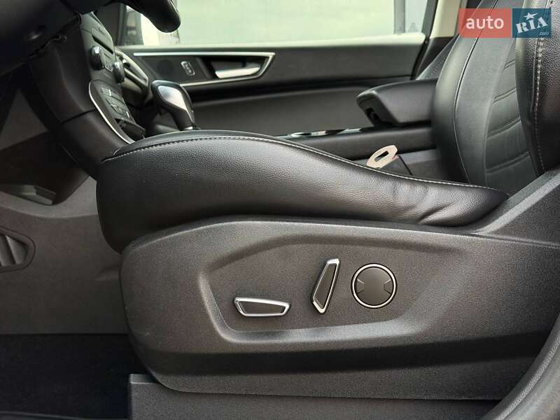 Внедорожник / Кроссовер Ford Edge 2015 в Ровно фото 19 Внедорожник / Кроссовер Ford Edge 2015 в Ровно