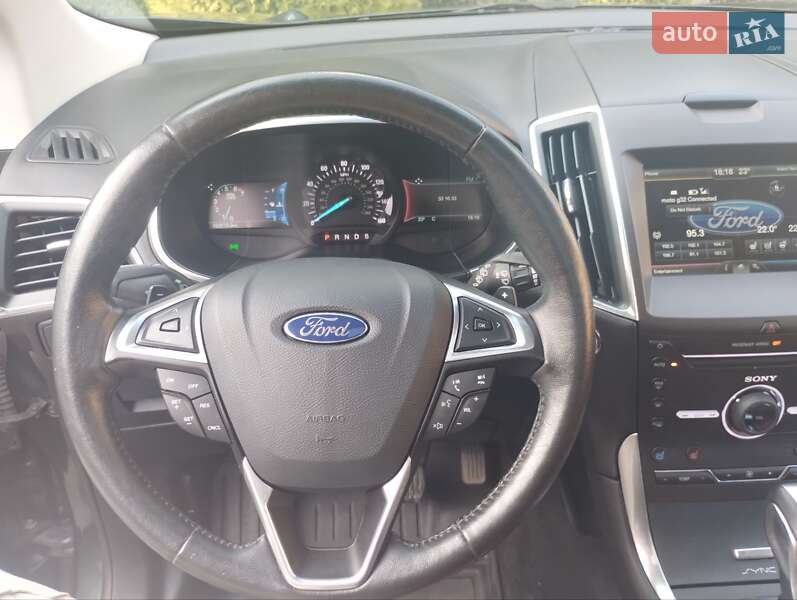 Позашляховик / Кросовер Ford Edge 2015 в Львові