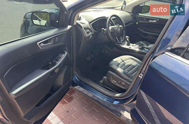 Внедорожник / Кроссовер Ford Edge 2016 в 