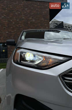 Внедорожник / Кроссовер Ford Edge 2019 в 