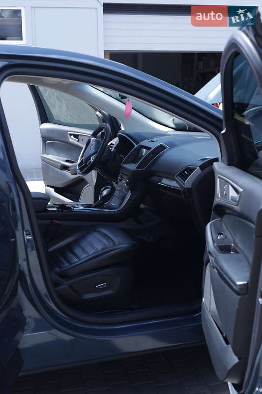 Позашляховик / Кросовер Ford Edge 2016 в Ковелі