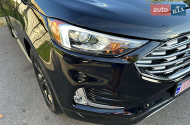Внедорожник / Кроссовер Ford Edge 2022 в 