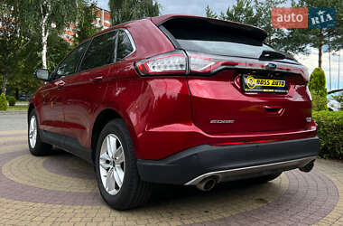Позашляховик / Кросовер Ford Edge 2015 в 