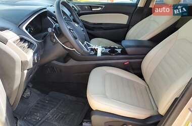 Внедорожник / Кроссовер Ford Edge 2017 в 