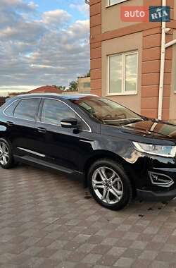 Внедорожник / Кроссовер Ford Edge 2017 в 