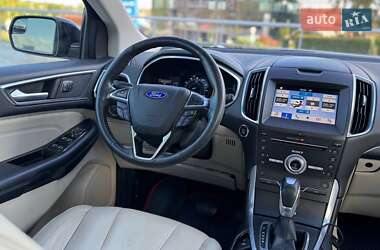 Внедорожник / Кроссовер Ford Edge 2018 в 