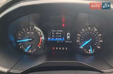 Внедорожник / Кроссовер Ford Edge 2018 в 