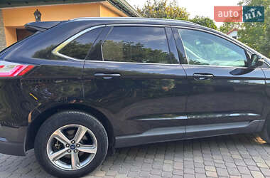 Внедорожник / Кроссовер Ford Edge 2020 в 
