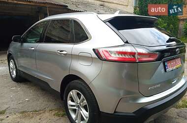 Внедорожник / Кроссовер Ford Edge 2020 в 