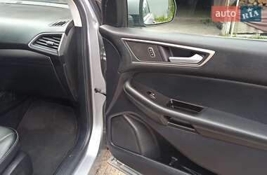 Внедорожник / Кроссовер Ford Edge 2020 в 