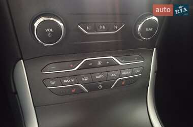 Внедорожник / Кроссовер Ford Edge 2020 в 