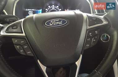 Внедорожник / Кроссовер Ford Edge 2020 в 