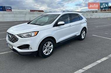 Внедорожник / Кроссовер Ford Edge 2019 в 