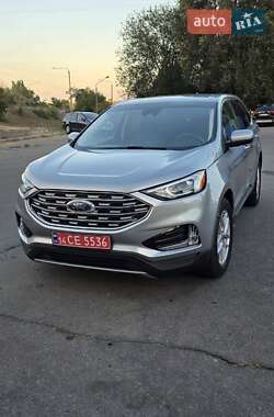 Внедорожник / Кроссовер Ford Edge 2021 в 