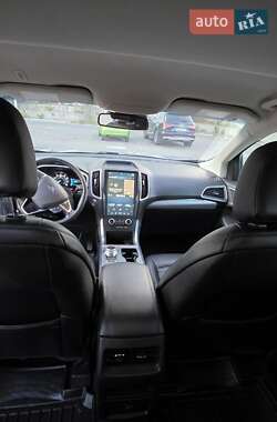 Внедорожник / Кроссовер Ford Edge 2021 в 