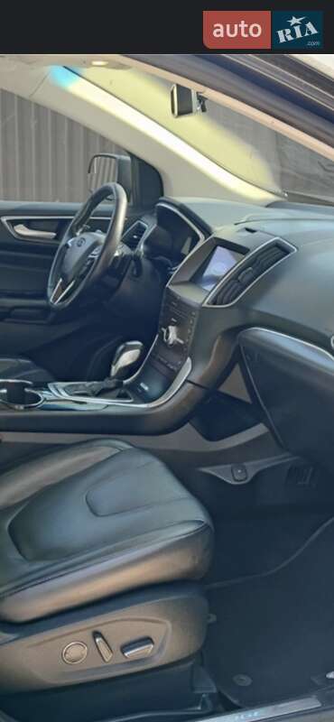 Внедорожник / Кроссовер Ford Edge 2016 в Ужгороде