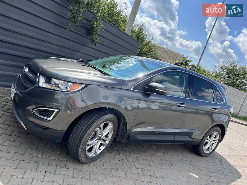 Внедорожник / Кроссовер Ford Edge 2018 в Нововолынске