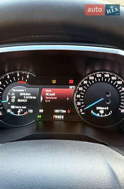 Внедорожник / Кроссовер Ford Edge 2016 в 