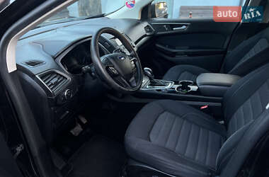 Внедорожник / Кроссовер Ford Edge 2015 в 