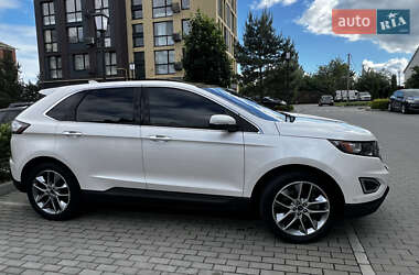Внедорожник / Кроссовер Ford Edge 2016 в 
