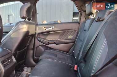 Внедорожник / Кроссовер Ford Edge 2018 в 