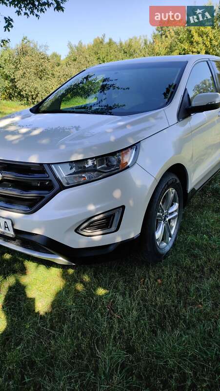 Внедорожник / Кроссовер Ford Edge 2017 в Городке