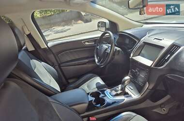 Внедорожник / Кроссовер Ford Edge 2015 в 