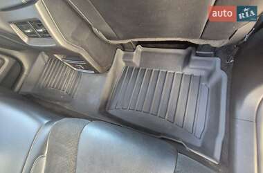Внедорожник / Кроссовер Ford Edge 2015 в 