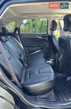 Внедорожник / Кроссовер Ford Edge 2015 в 