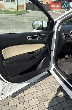 Внедорожник / Кроссовер Ford Edge 2020 в 