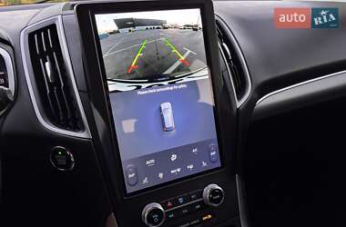Внедорожник / Кроссовер Ford Edge 2021 в 