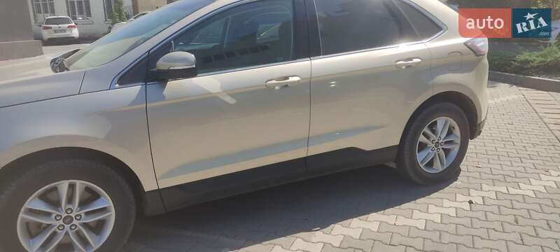 Внедорожник / Кроссовер Ford Edge 2017 в Черновцах