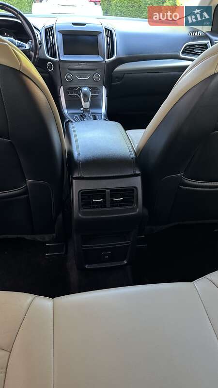 Внедорожник / Кроссовер Ford Edge 2015 в Берегово