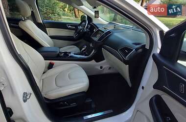Внедорожник / Кроссовер Ford Edge 2017 в 