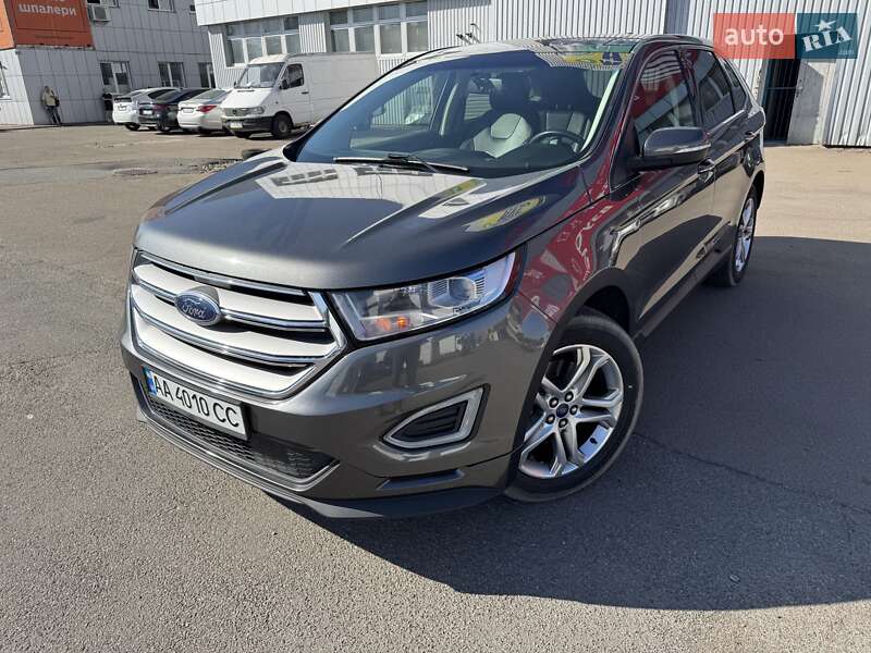Внедорожник / Кроссовер Ford Edge 2018 в 
