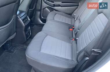 Внедорожник / Кроссовер Ford Edge 2018 в 