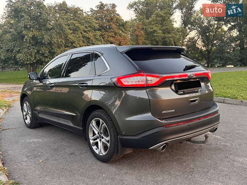 Внедорожник / Кроссовер Ford Edge 2016 в Кременчуге