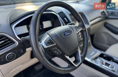 Внедорожник / Кроссовер Ford Edge 2019 в 