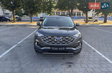 Внедорожник / Кроссовер Ford Edge 2019 в 