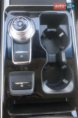 Внедорожник / Кроссовер Ford Edge 2020 в 