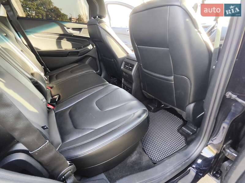 Внедорожник / Кроссовер Ford Edge 2017 в Киеве