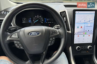 Внедорожник / Кроссовер Ford Edge 2023 в 