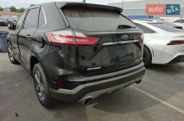 Внедорожник / Кроссовер Ford Edge 2019 в 