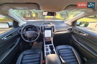 Внедорожник / Кроссовер Ford Edge 2022 в 