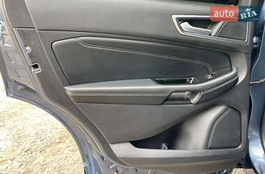 Позашляховик / Кросовер Ford Edge 2019 в 