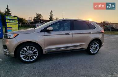 Внедорожник / Кроссовер Ford Edge 2020 в 