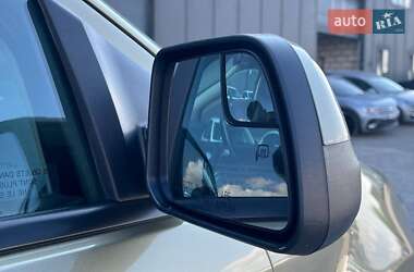 Внедорожник / Кроссовер Ford Edge 2012 в 