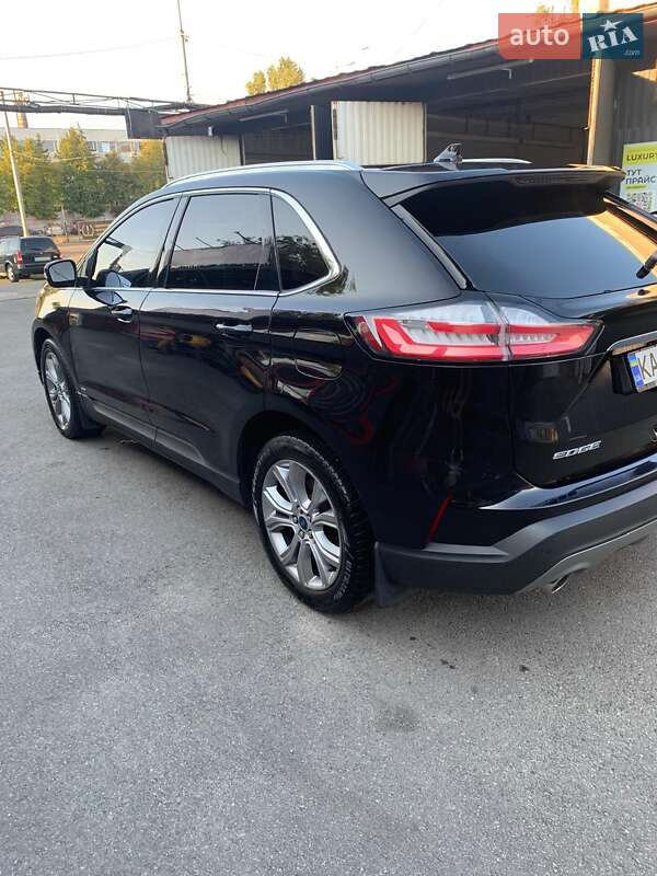 Позашляховик / Кросовер Ford Edge 2019 в Києві