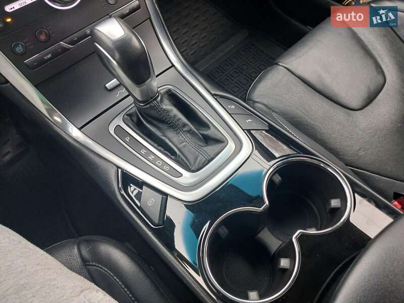 Внедорожник / Кроссовер Ford Edge 2016 в Подольске